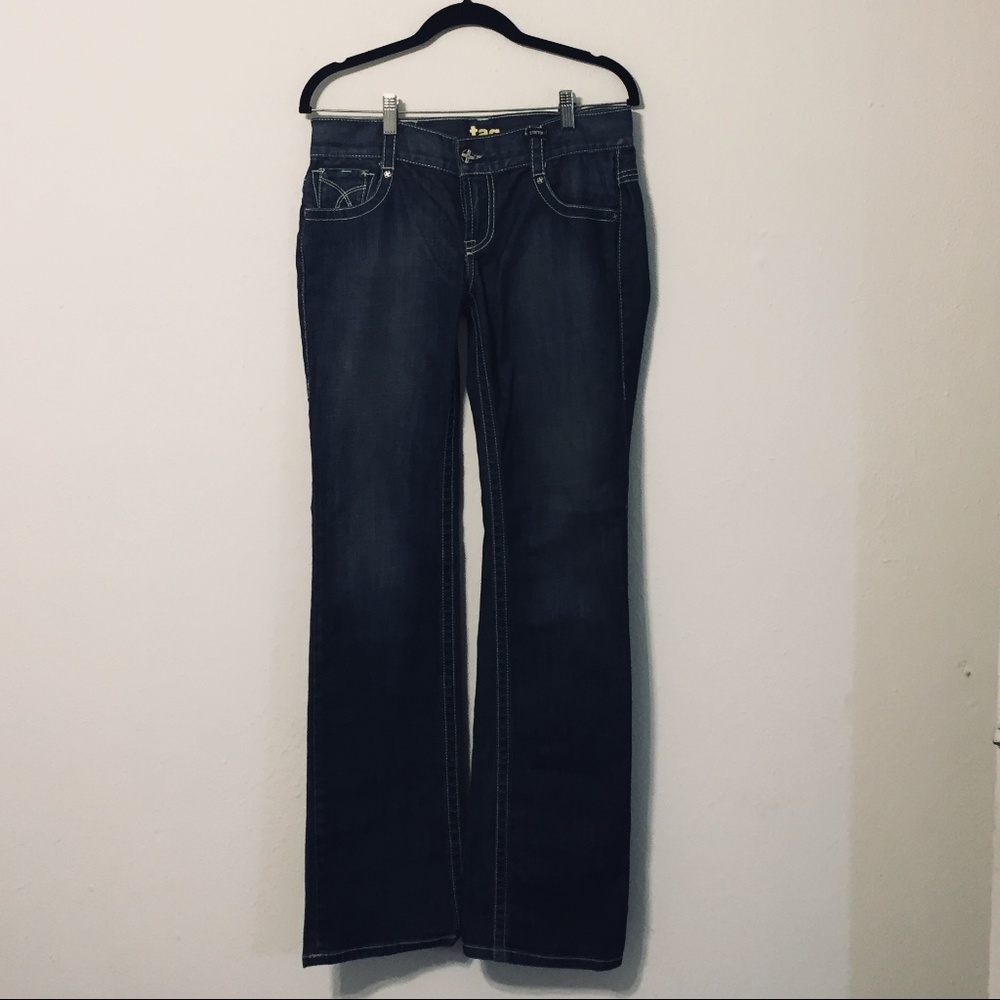 Tag Jeans